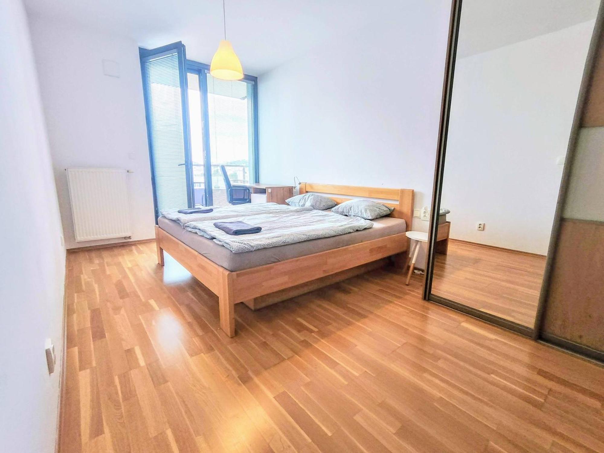 Mills - Free Parking - Balcony With City View - Close To Nivy Mall Братислава Екстер'єр фото
