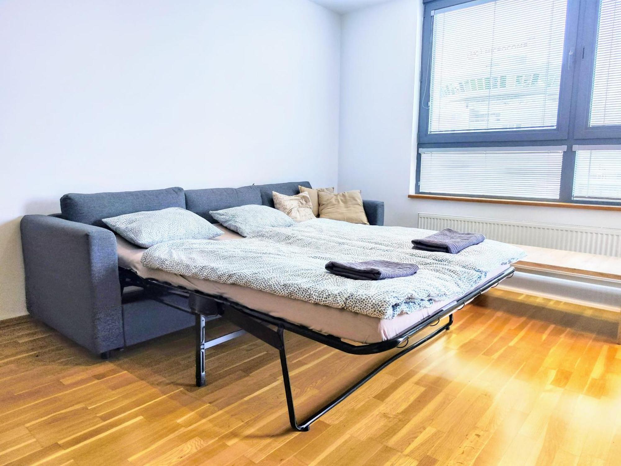 Mills - Free Parking - Balcony With City View - Close To Nivy Mall Братислава Екстер'єр фото